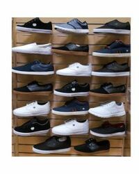 Circa men's sneaker assortment 20 pairs.