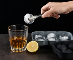Whiskey Ice Ball Maker Ice Mould Easy Release Silicone Ice Ball Mold