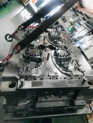 Electronics plastic injection mold