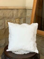 Sarung Bantal Bordir Geometris