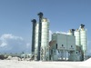 Modular container-design mixing plant with conveyor loading